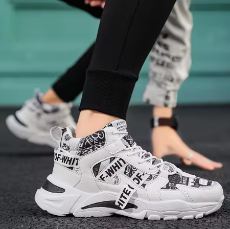 Höga Sneakers i Svart & Vitt – Statement Look