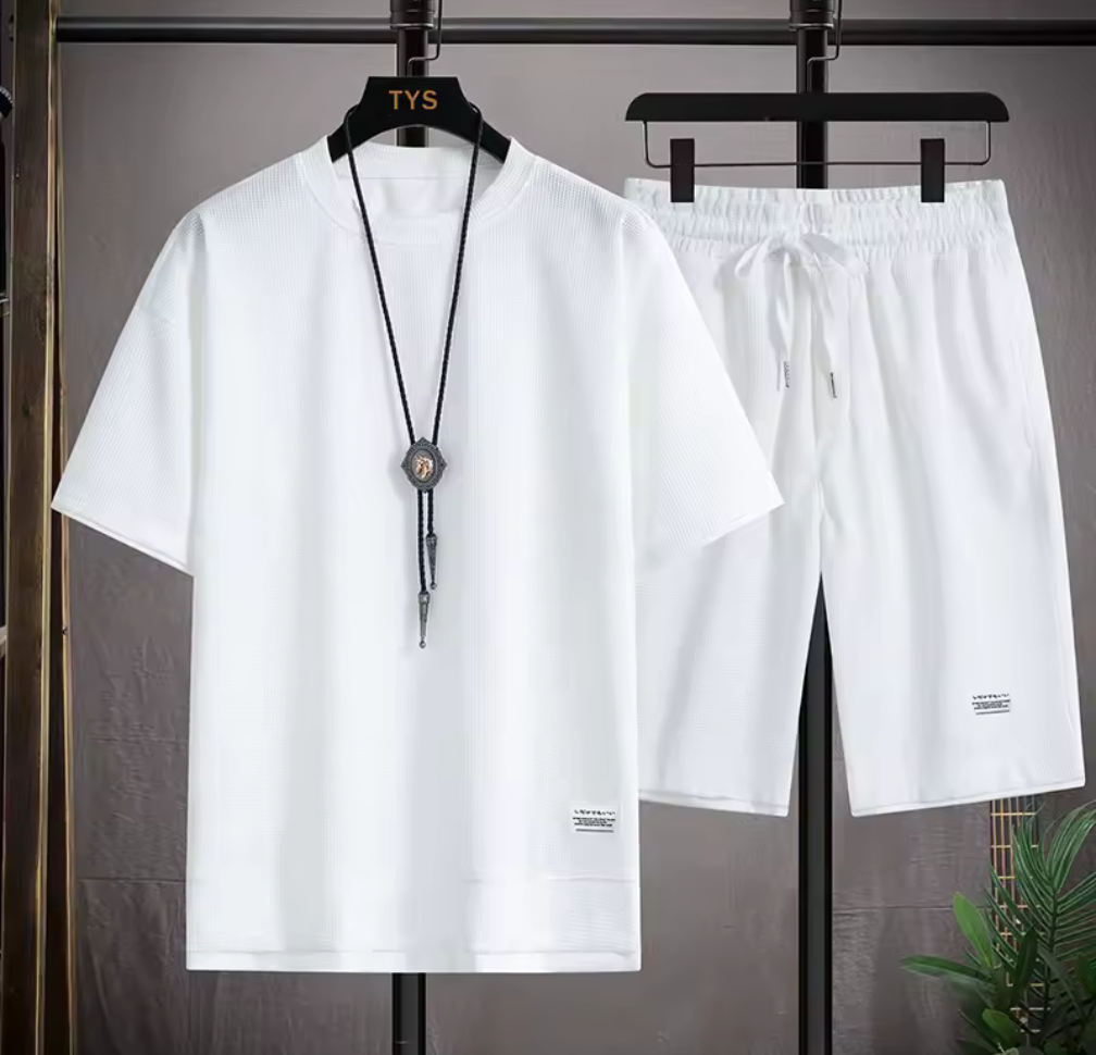 Minimalistiskt och Stilrent Sommarset för Män
