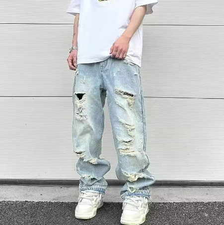 Ripped Baggy Jeans