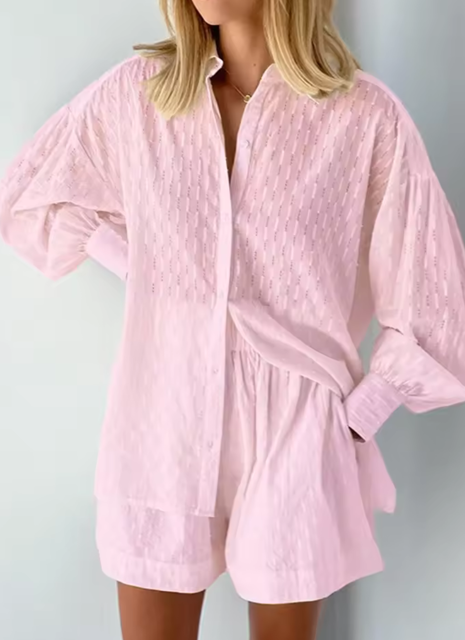 Somrigt skjortset med diskret strukturmönster – Vit, Svart, Lila, Rosa, Beige