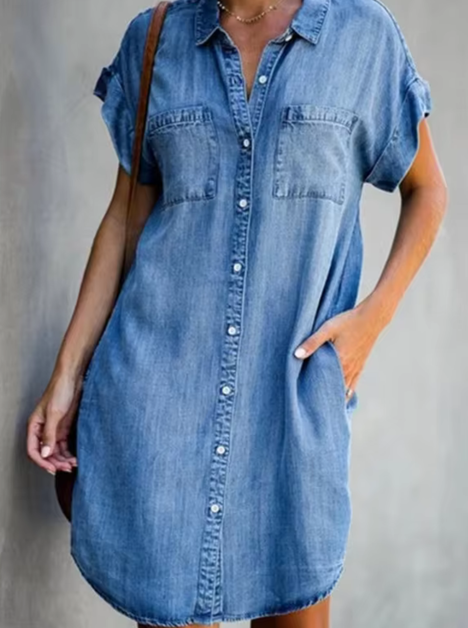 Denimskjortklänning – Kortärmad med knappar – Svart & Blå