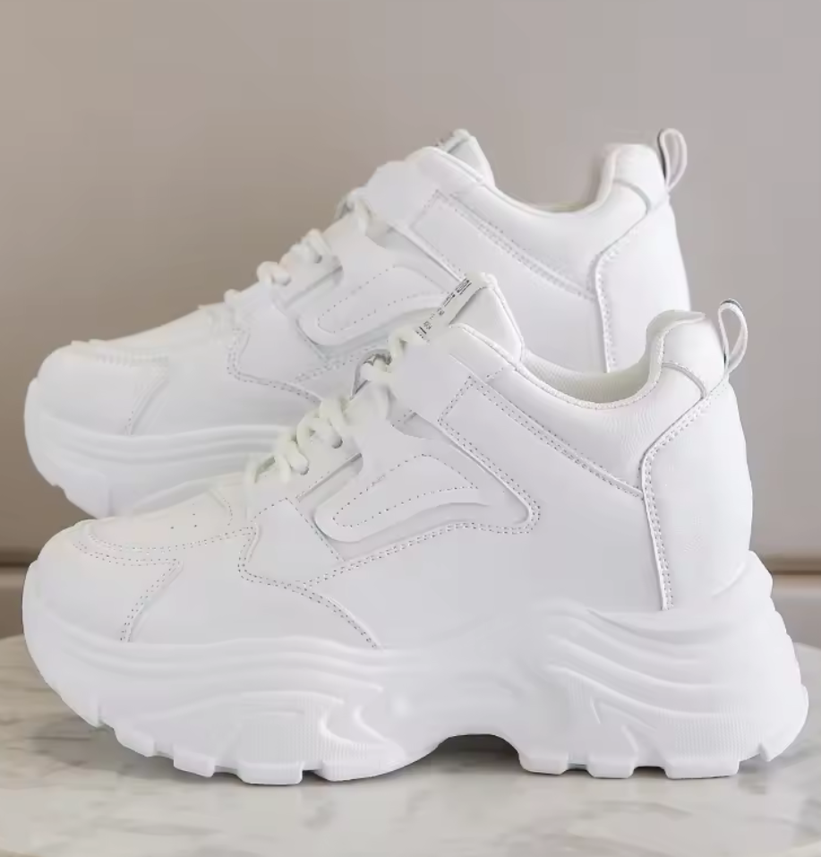 Chunky sneakers med maxad stil