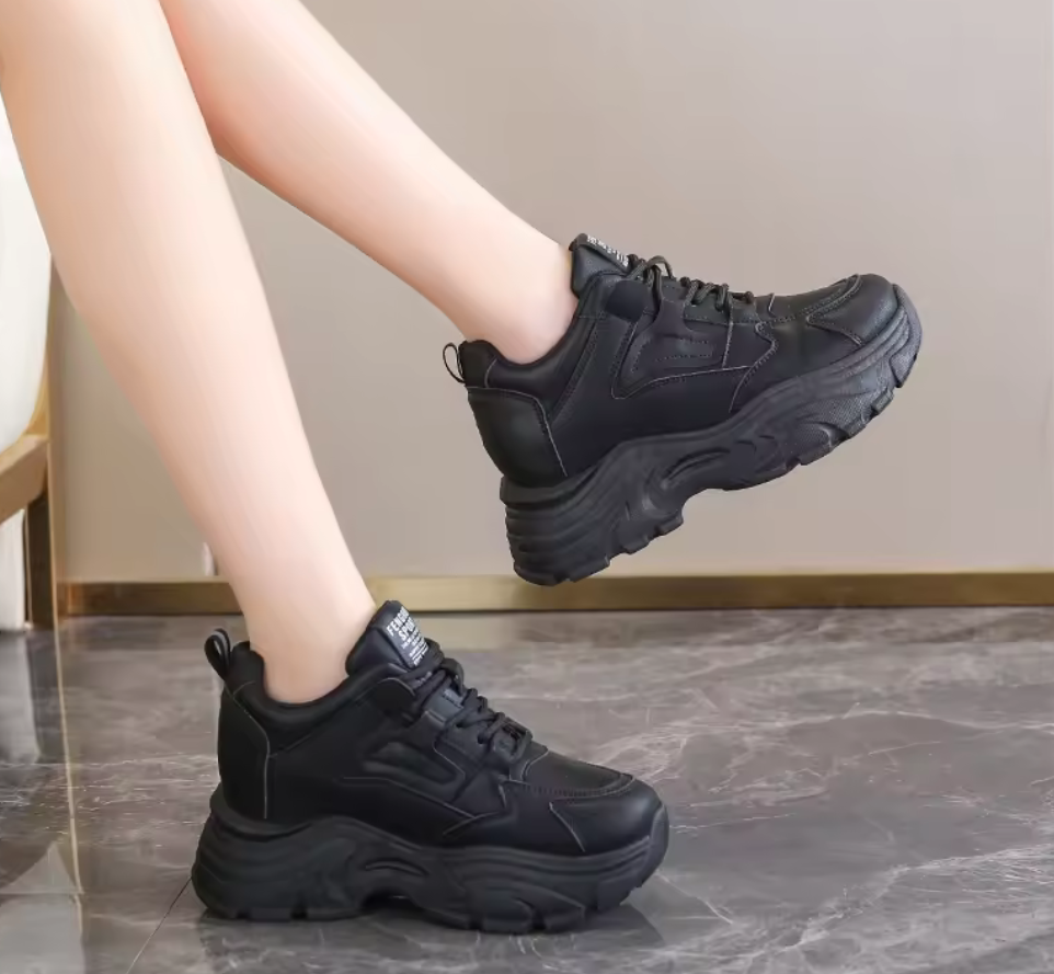 Chunky sneakers med maxad stil
