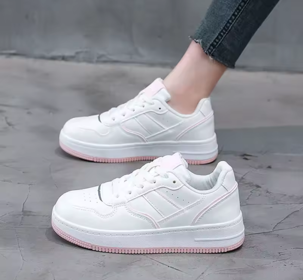 Luna Sneakers
