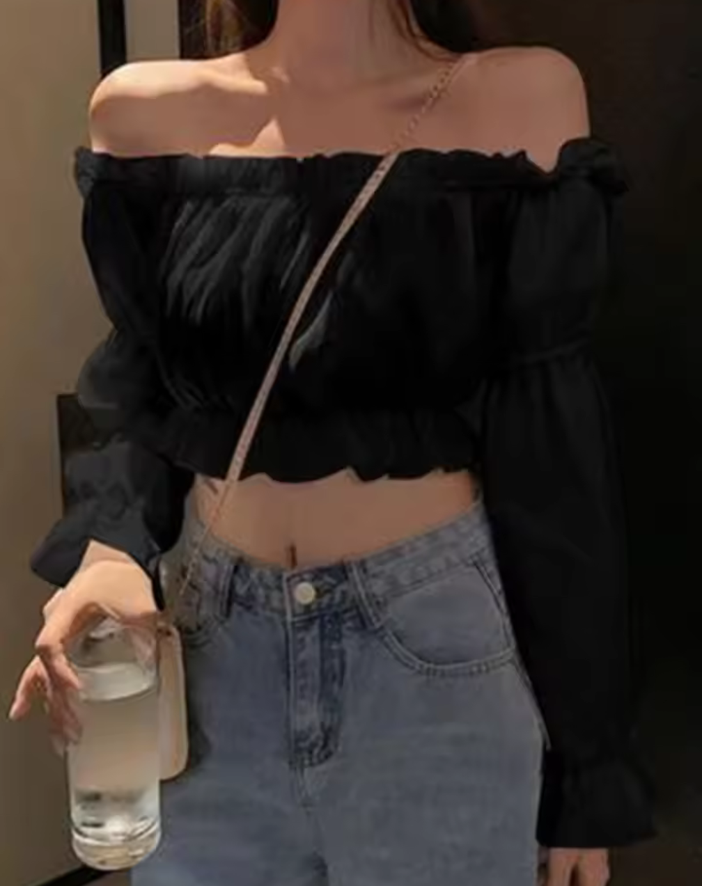 Off Shoulder Crop Blus – Romantisk & Chic