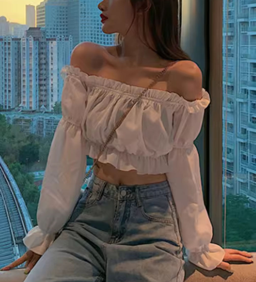 Off Shoulder Crop Blus – Romantisk & Chic