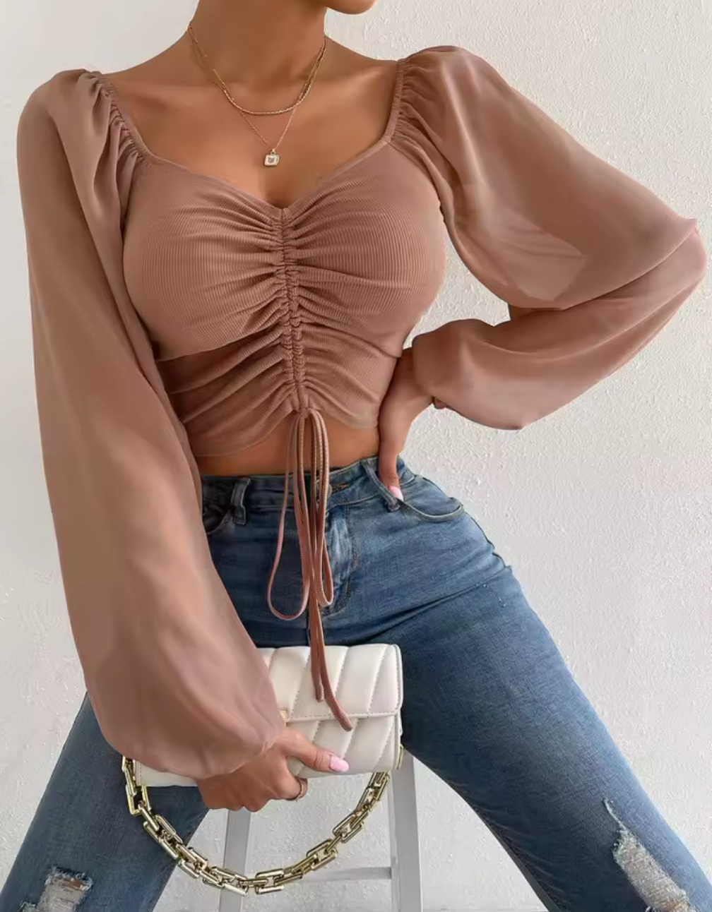 Chiffonärmad Croppad Snörtop – Elegant V-ringad Blus med Rynk & Puffärm
