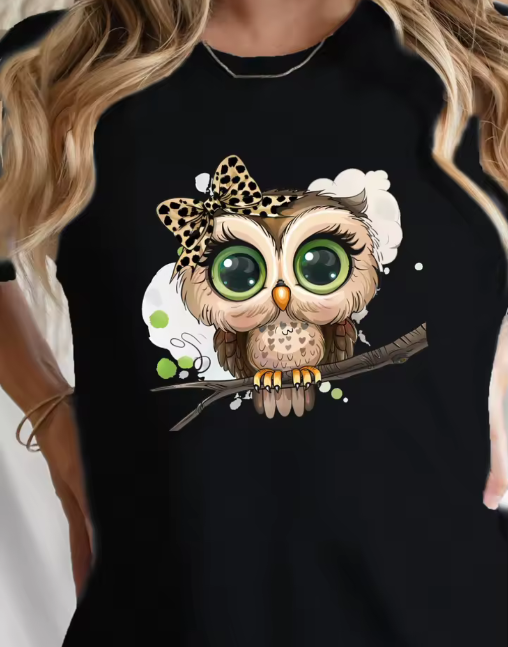 T-shirt med uggletryck och leopardrosett