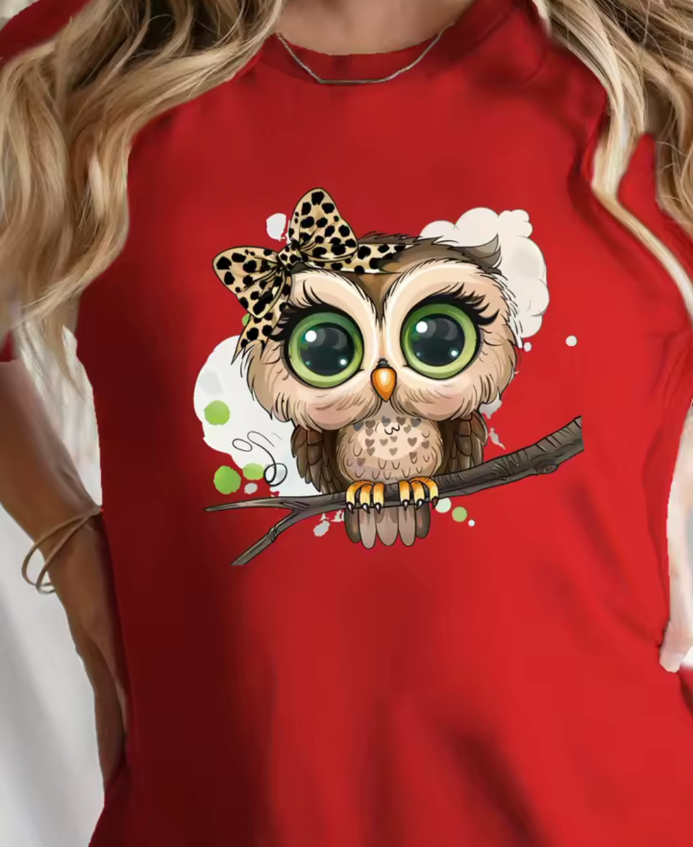 T-shirt med uggletryck och leopardrosett