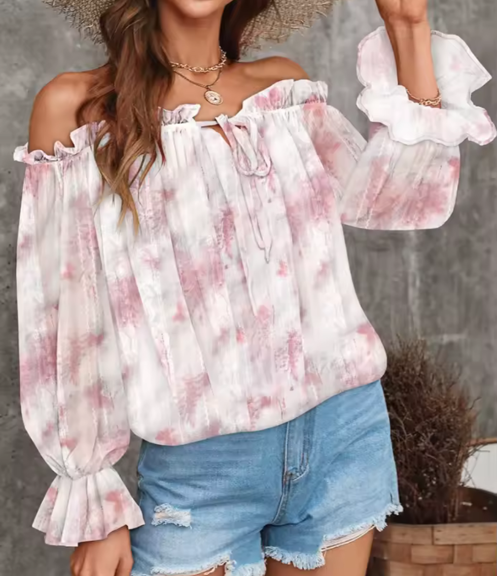 Off-Shoulder Blus med rosa batik & puffärm