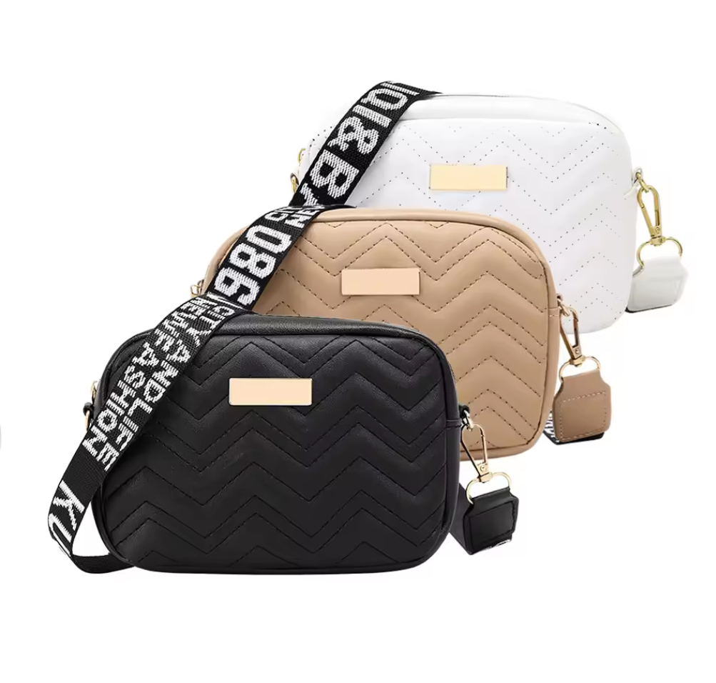 Kamerainspirerad Quiltad Crossbody-väska med Textrem