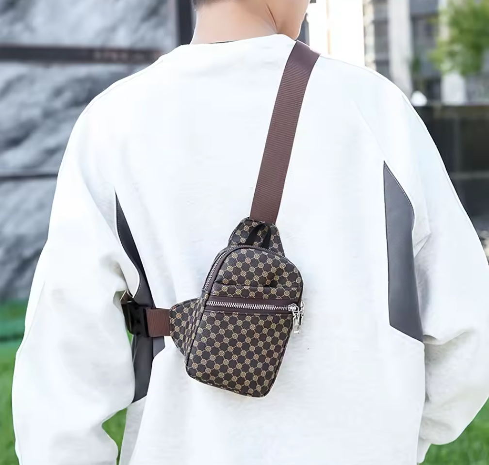 Trendig crossbody-väska med monogram – svart eller brun