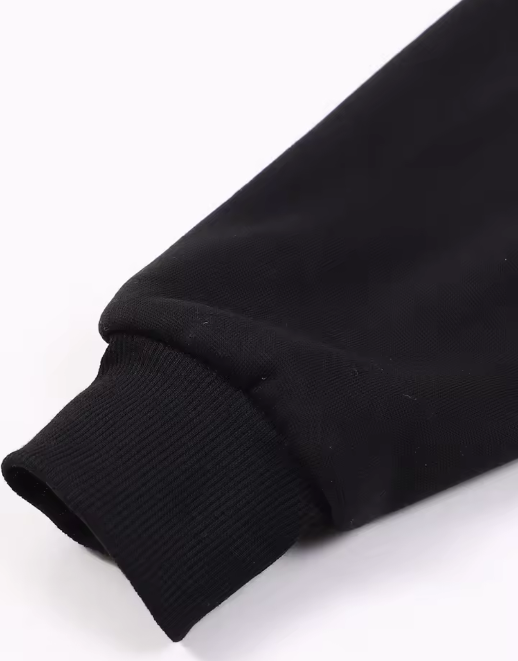 Klassisk hoodie med luva och magficka – flera färger