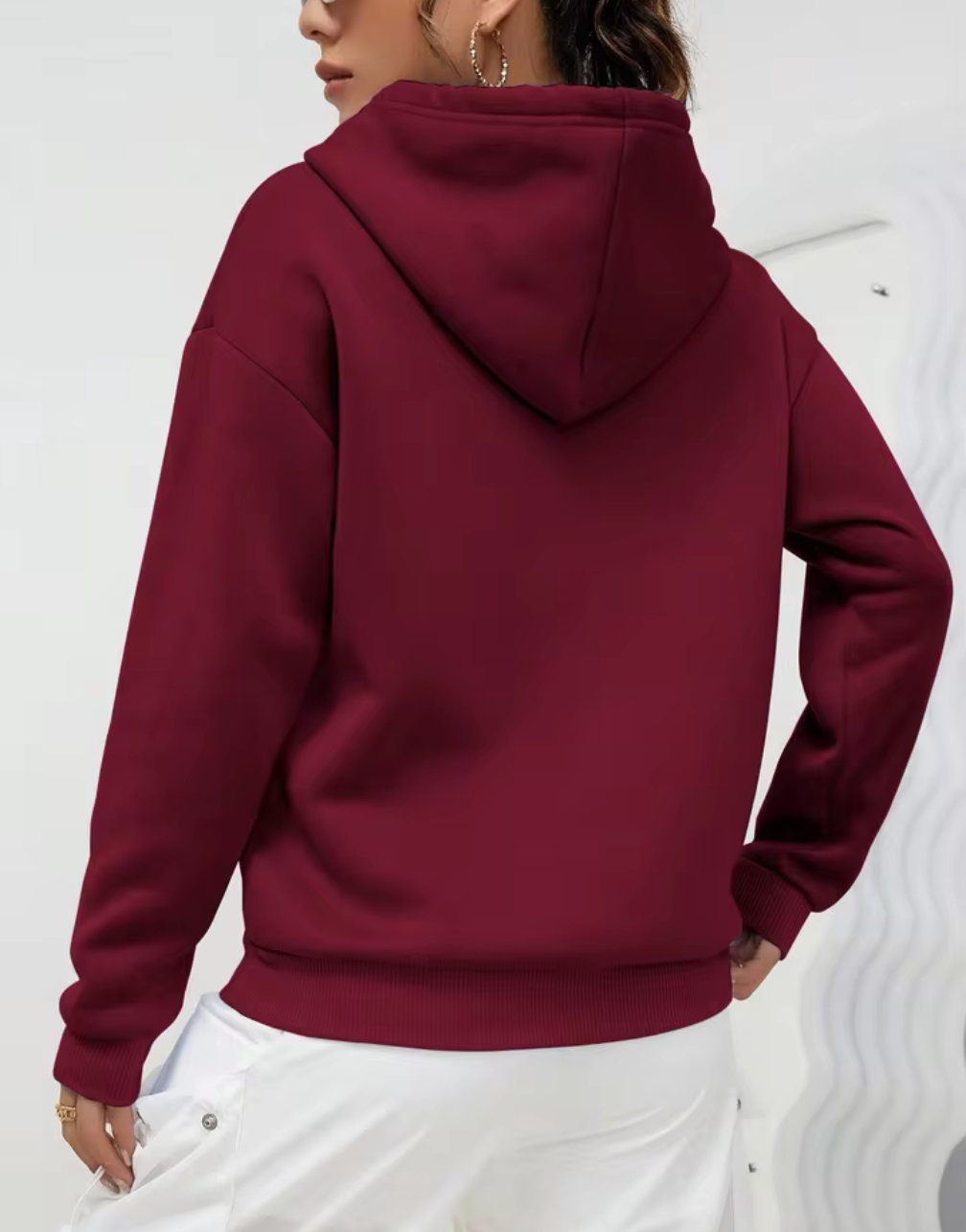 Klassisk hoodie med luva och magficka – flera färger