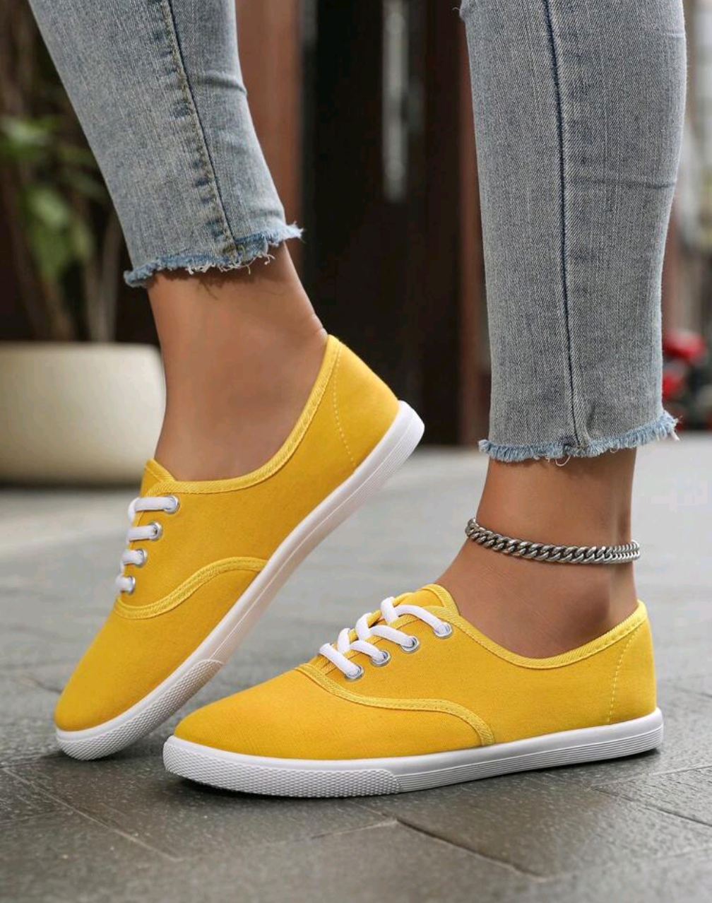 Klassiska Tygsneakers