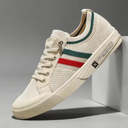 Sneakers – Minimalistisk Design med Maximal Komfort