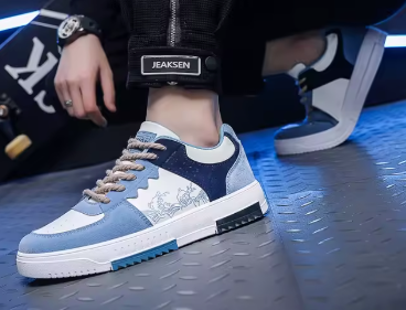 Ljusblå Sneakers – Stilren & Sportig Vintage-look