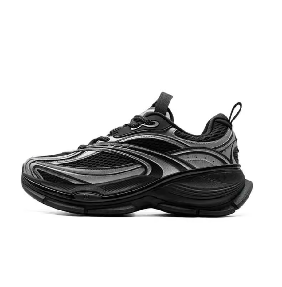 Chunky Tech Sneakers – Retro-Modern Komfort & Stil