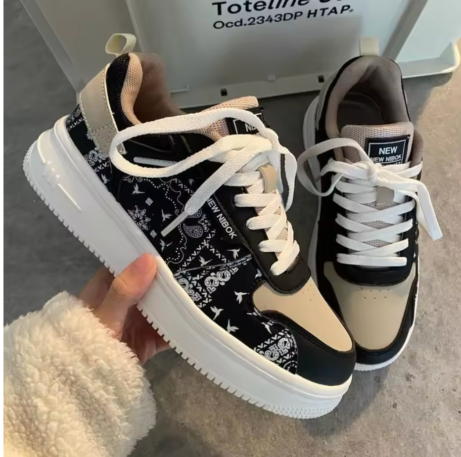 Streetstyle Deluxe – Chunky sneakers med exklusivt mönster