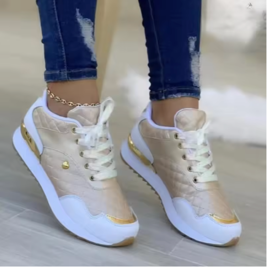 Trendiga sneakers med quiltad design & gulddetaljer – Finns i flera färger
