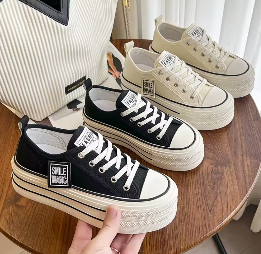 Trendiga platåsneakers – "Smile Wang"