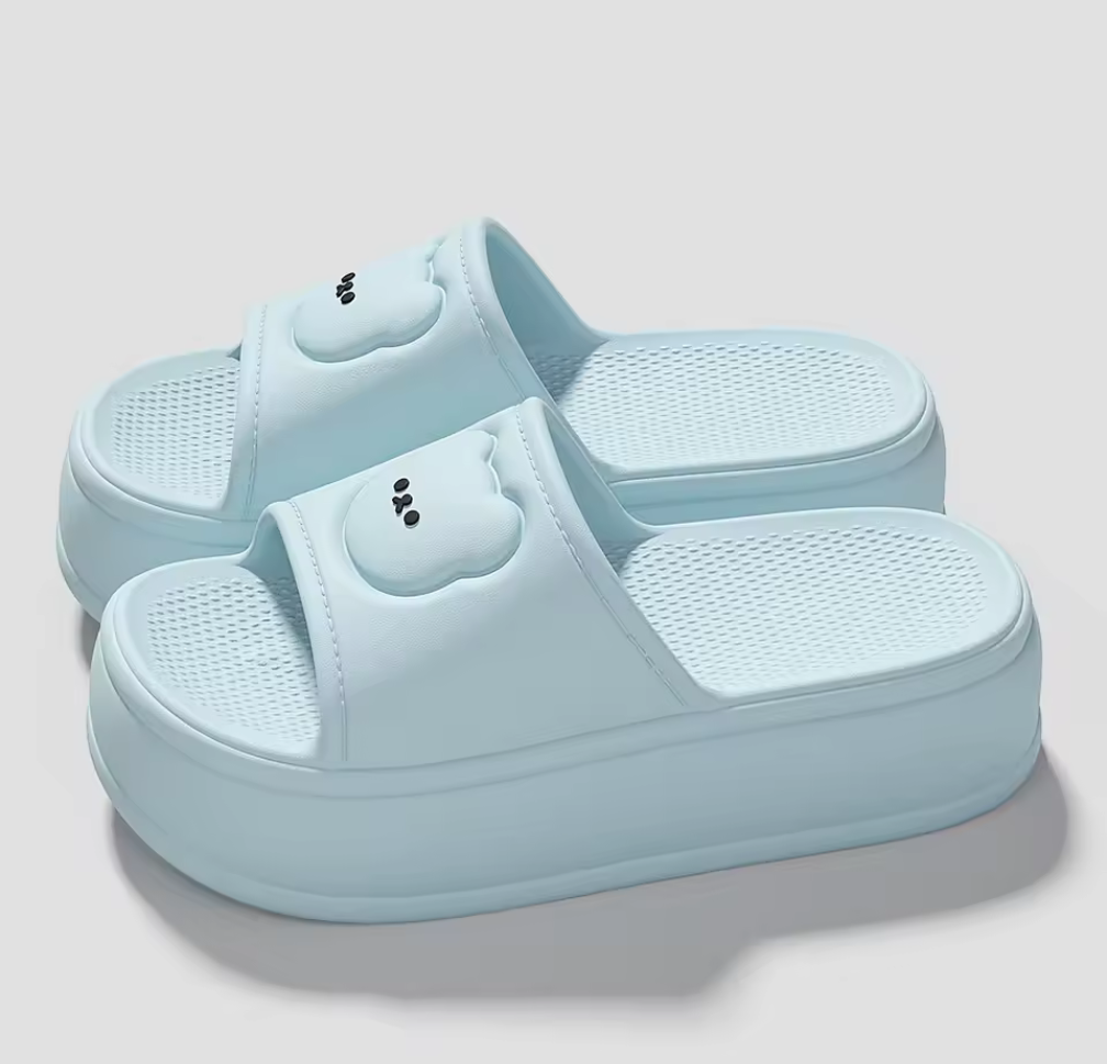 Teddy Slides med plattform – Sötaste statementet för dina fötter!