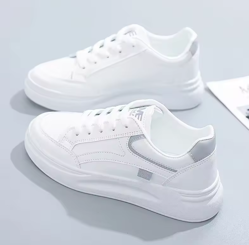 Vita sneakers  – tidlös design med modern attityd