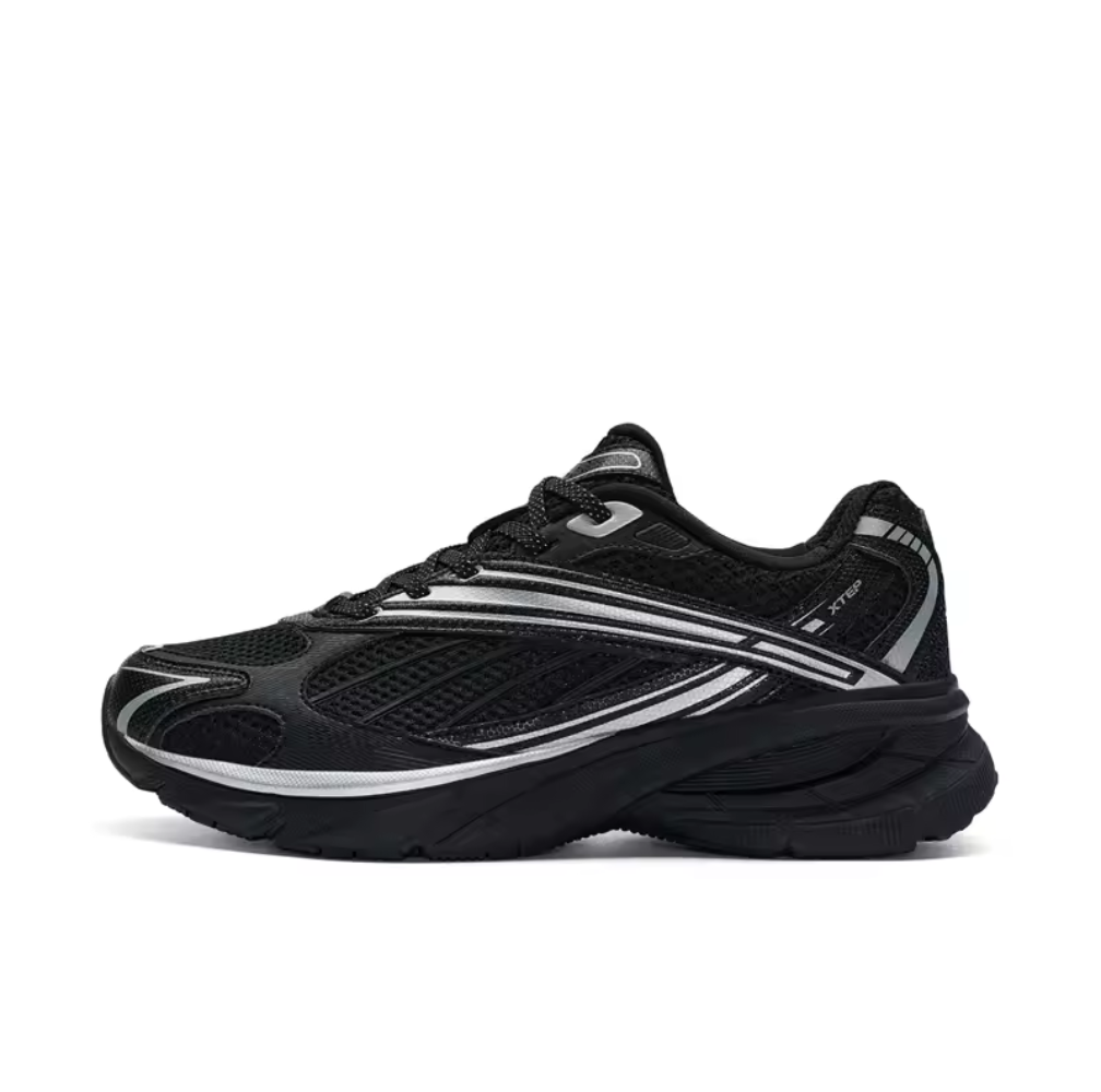 XTEP Retro Sport Sneaker