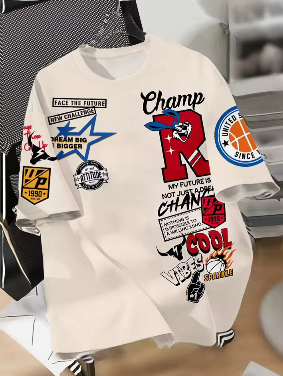 Champ Vibes™ Oversize T-shirt – Statement Style med Attityd