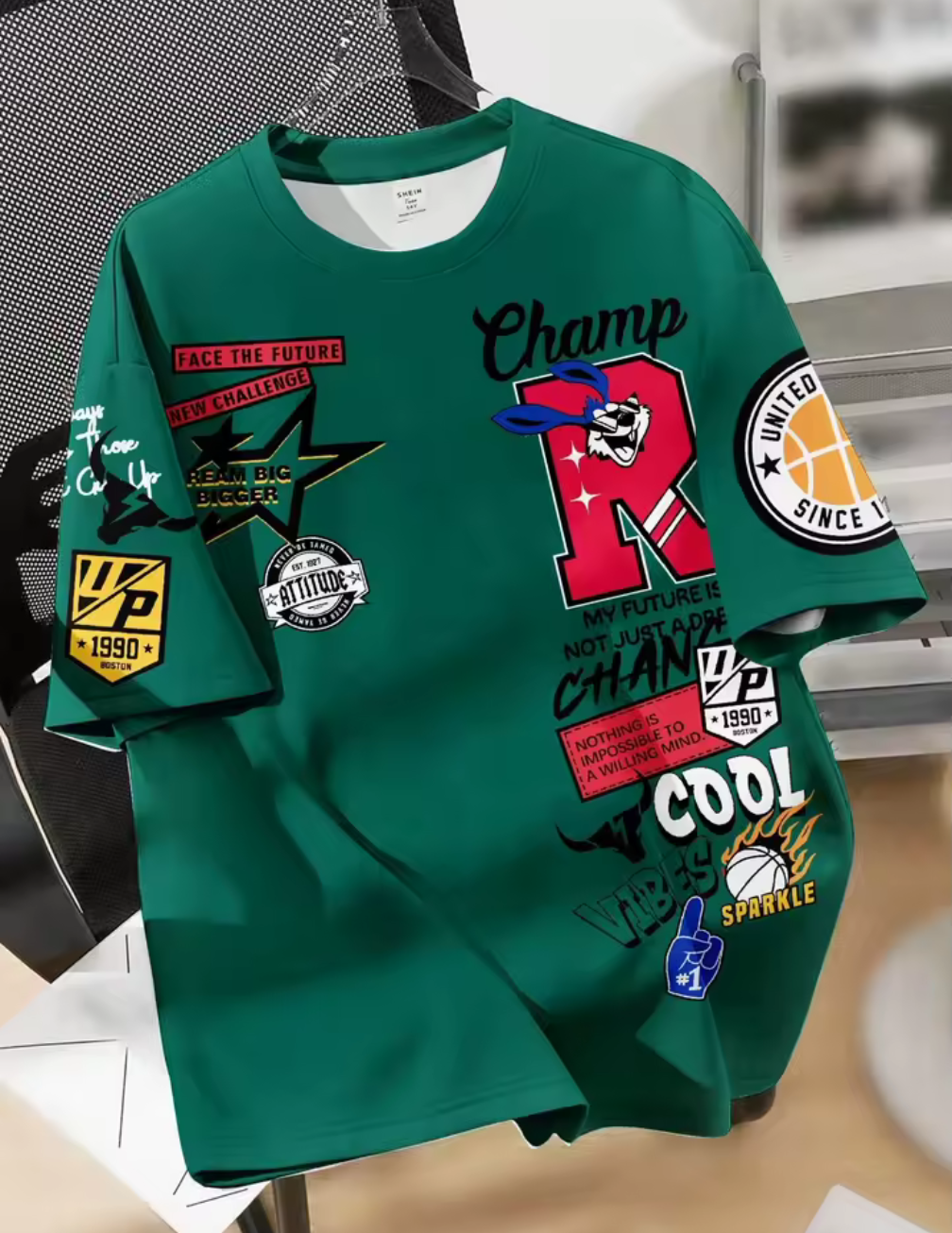 Champ Vibes™ Oversize T-shirt – Statement Style med Attityd